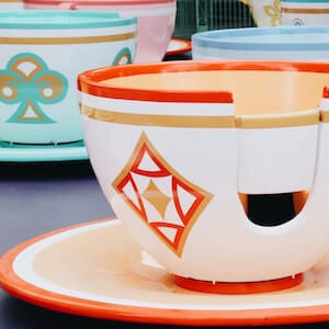 Les Tasses du Chapelier Fou